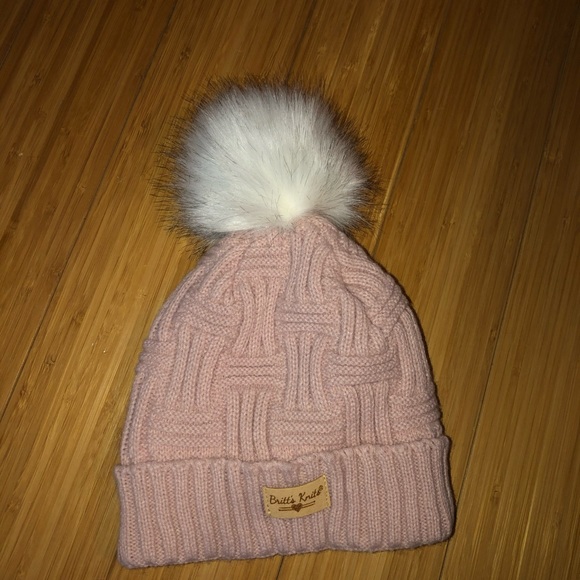 Sherpa lined baby pink winter beanie hat with pom - Picture 1 of 8